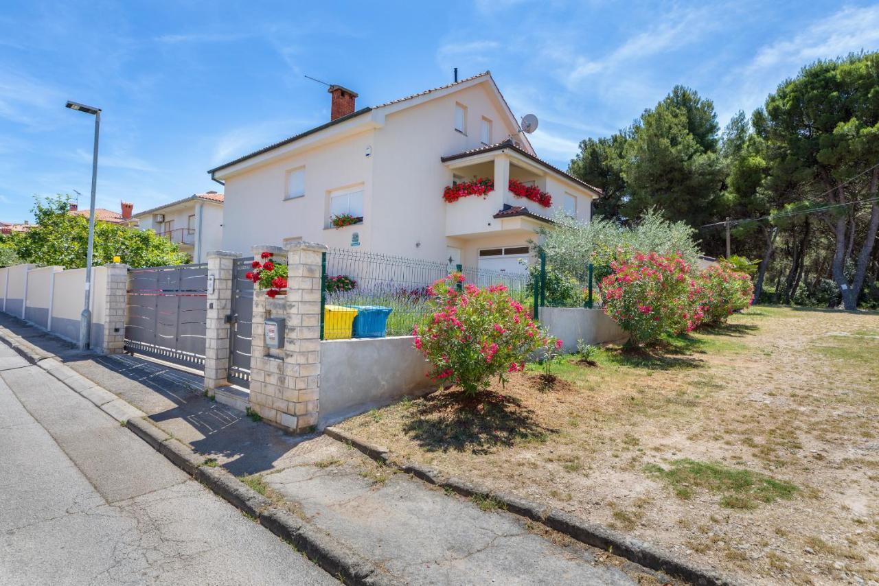 Apartments Hortensia Pula Zewnętrze zdjęcie